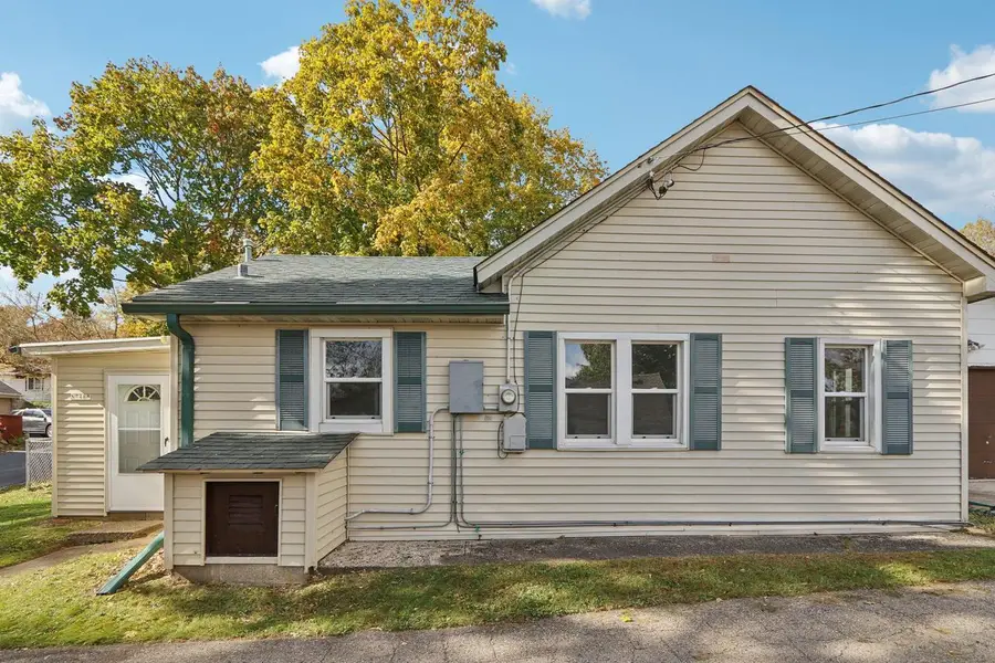 N1481 Morning Glory LANE, Genoa City, WI 53128 - Image #2