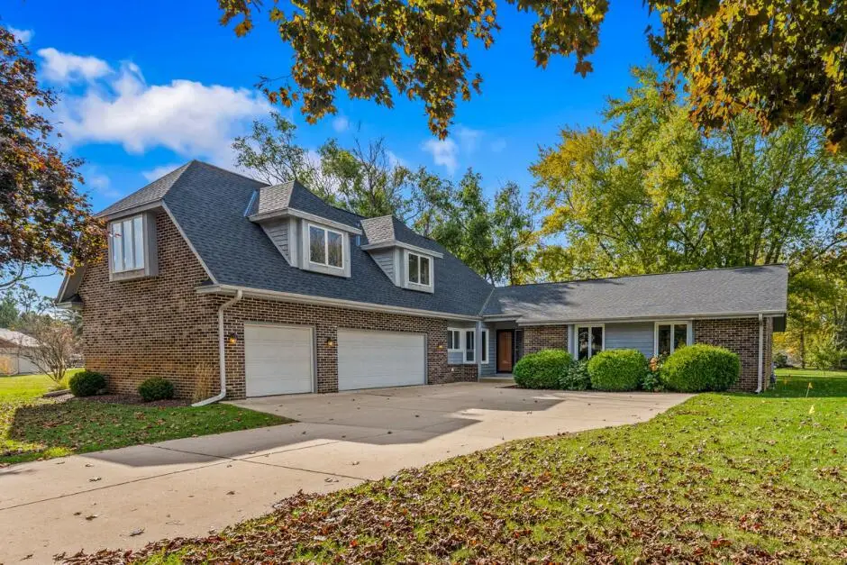 W142S7571 Freedom AVENUE, Muskego, WI 53150 - #1