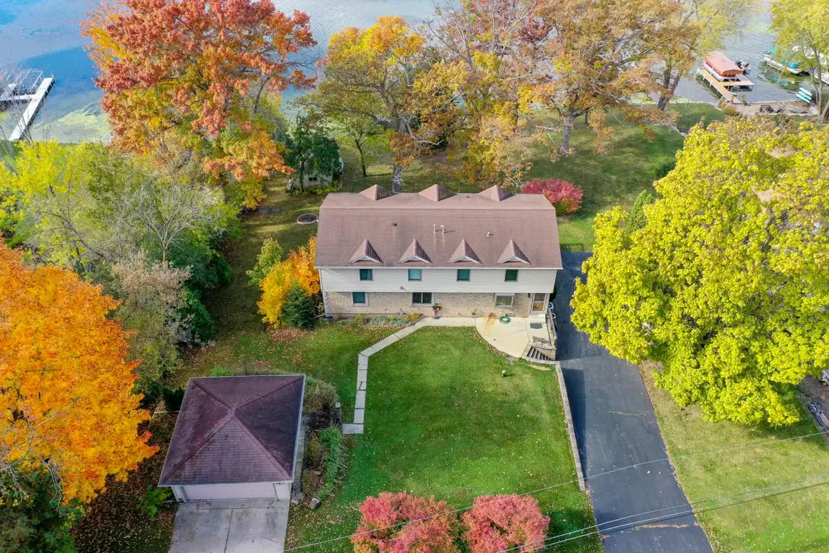 5812 N River Bay ROAD, Waterford, WI 53185 - Image #1