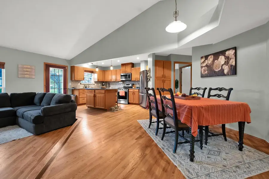 1823 Creek Ridge DRIVE, Racine, WI 53402 - Image #3