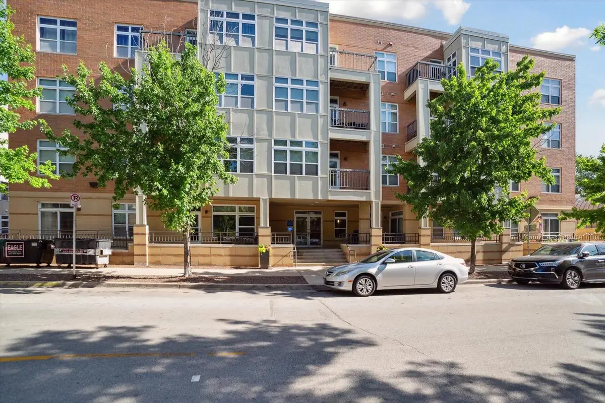 1925 N Water STREET #100, Milwaukee, WI 53202 - Image #1