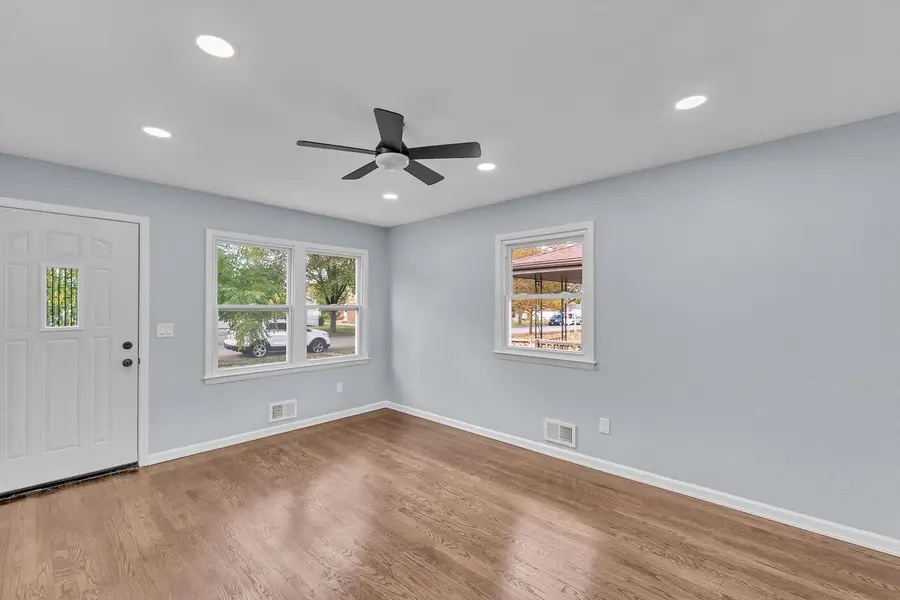 5928 N 72nd STREET, Milwaukee, WI 53218 - Image #3