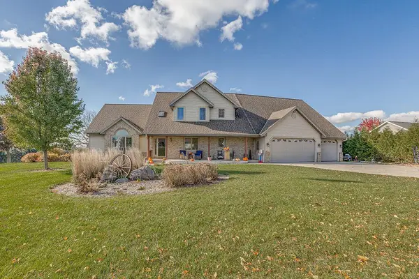 N558 Schroeter DRIVE, Random Lake, WI 53075