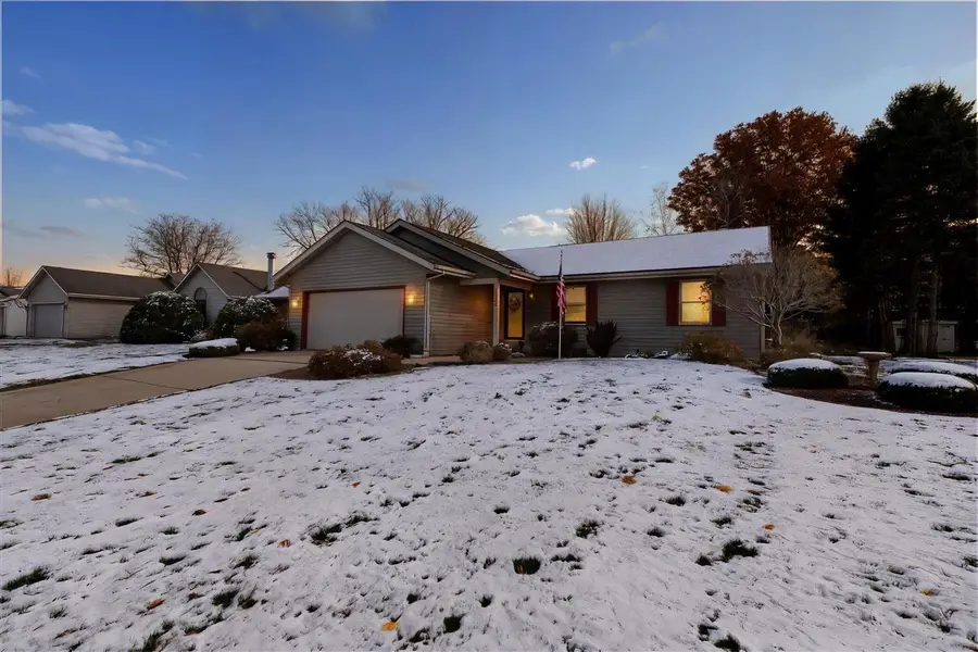 1520 Shannon DRIVE, Janesville, WI 53546 - Image #2