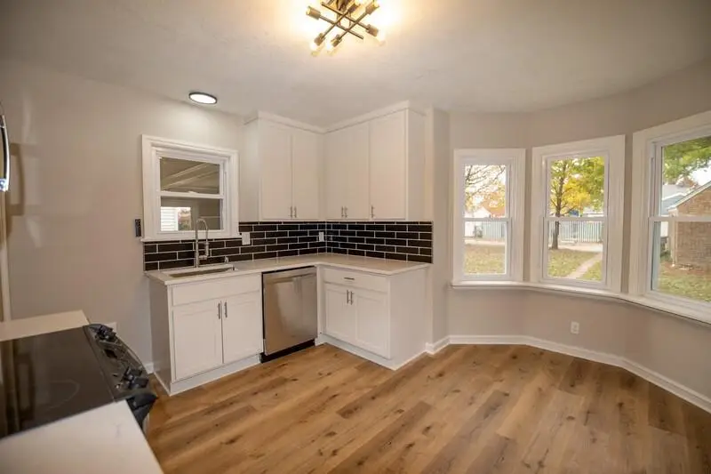 4915 N 72nd STREET, Milwaukee, WI 53218 - Image #3