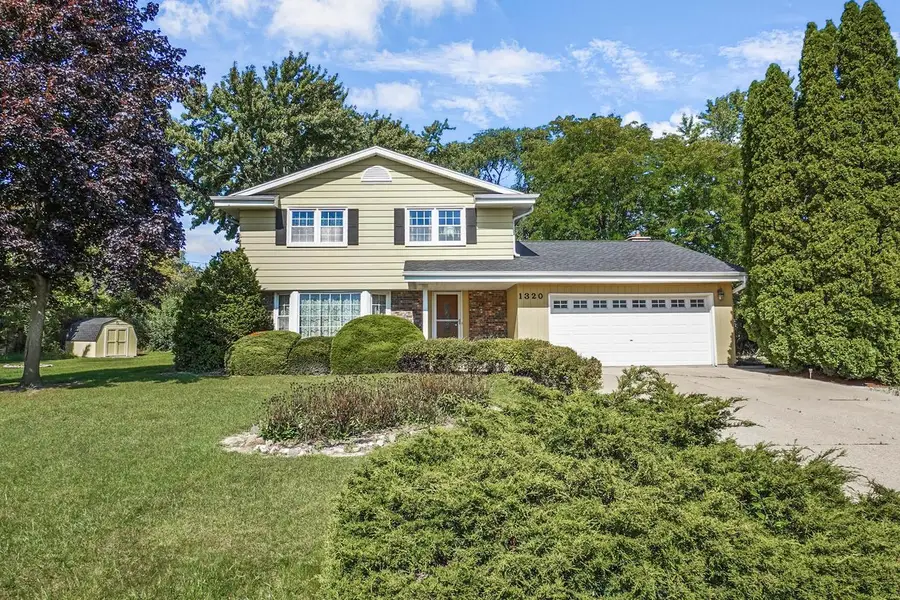 1320 W Lois LANE, Oak Creek, WI 53154 - Image #3