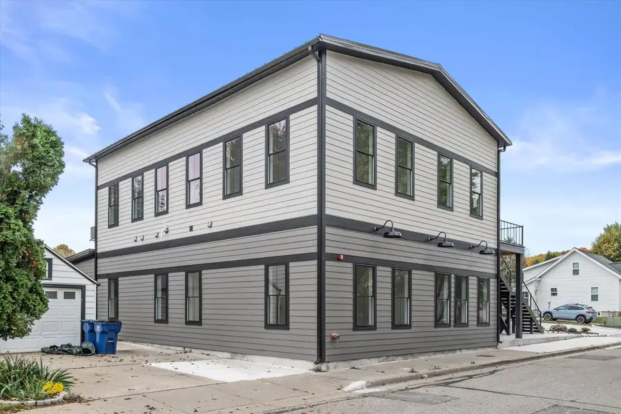 308 Oak STREET #202, Slinger, WI 53086 - Image #3