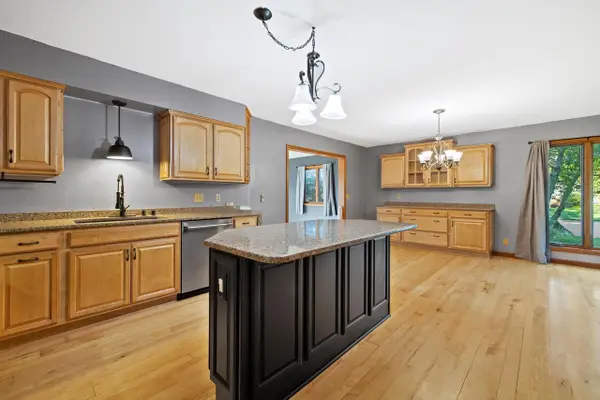 465 Dena CIRCLE, Racine, WI 53402