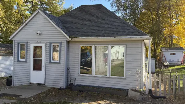 30119 Moccasin DRIVE, Burlington, WI 53105