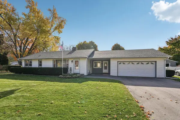 711 Lisbon ROAD, Oconomowoc, WI 53066