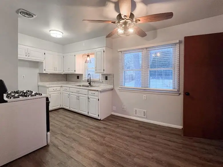 5610 S Hately AVENUE, Cudahy, WI 53110 - #3