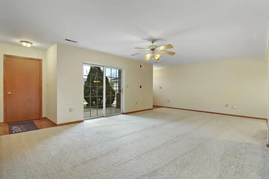 1256 Village Centre DRIVE #2, Kenosha, WI 53144 - Image #3