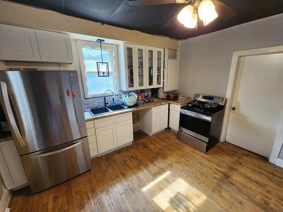 305 N 60th STREET, Milwaukee, WI 53213 - #3