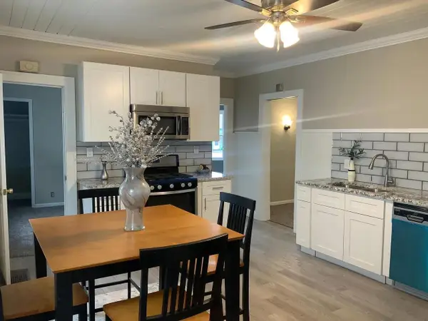 3766 E Edgerton AVENUE, Cudahy, WI 53110