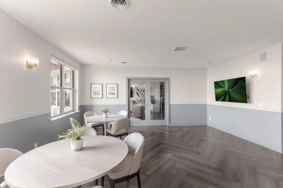 4130 S Lake DRIVE #282, Saint Francis, WI 53235 - Image #3