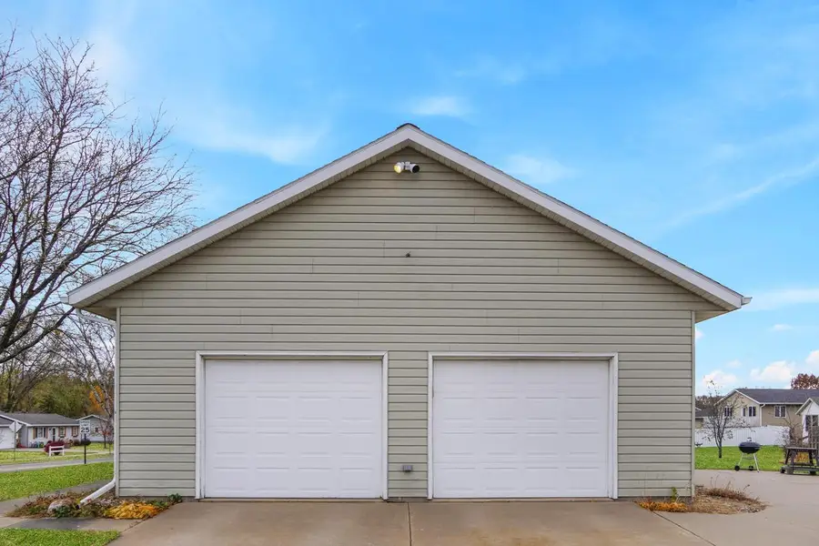 1333 East AVENUE N, Onalaska, WI 54650 - Image #3