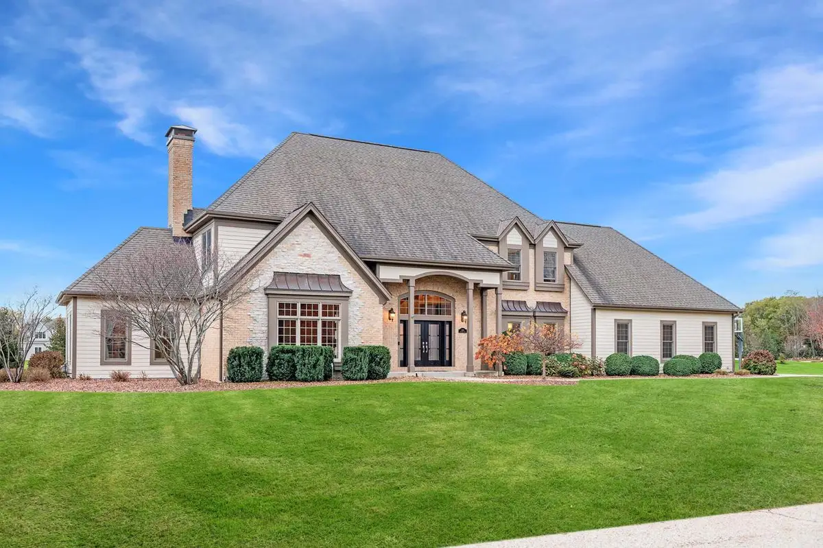 3268 Waterleaf LANE, Hartland, WI 53029 - Image #1