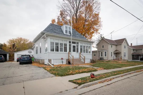 329 Grove STREET, Mayville, WI 53050