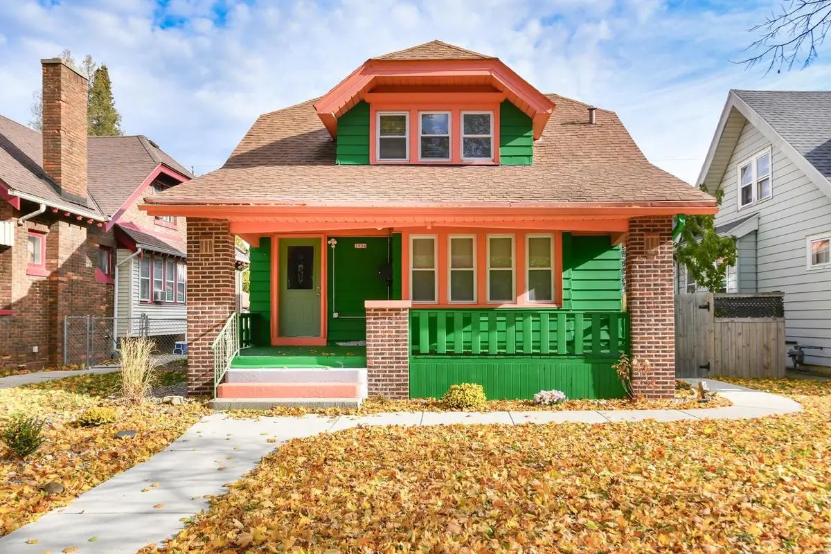 2956 N 39th STREET, Milwaukee, WI 53210 - #1