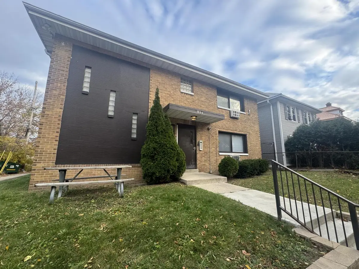 944 N 20th STREET #950, Milwaukee, WI 53233 - Image #1