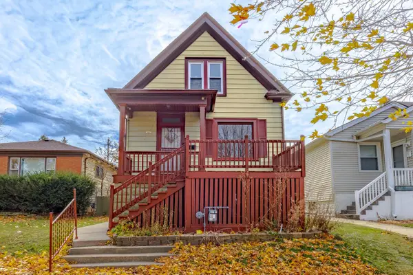 3863 E Squire AVENUE, Cudahy, WI 53110