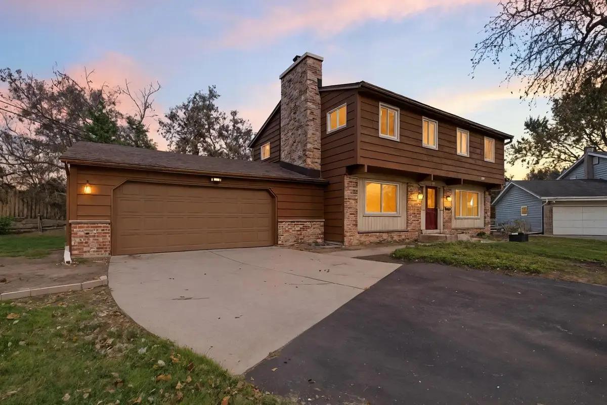 1334 W Paradise COURT, Glendale, WI 53209 - Image #1