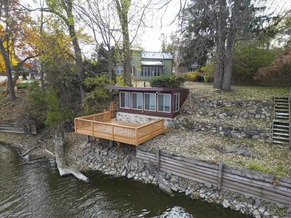 421 E Milwaukee AVENUE, Fort Atkinson, WI 53538