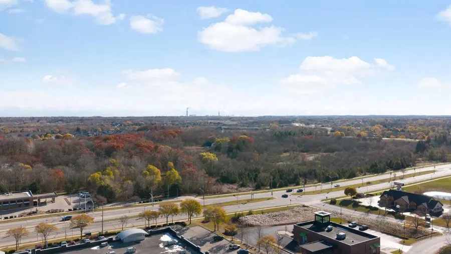 9080 S HOWELL AVENUE, Oak Creek, WI 53154 - #3