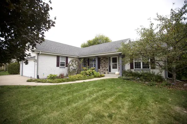 625 Chadwick DRIVE, Watertown, WI 53094