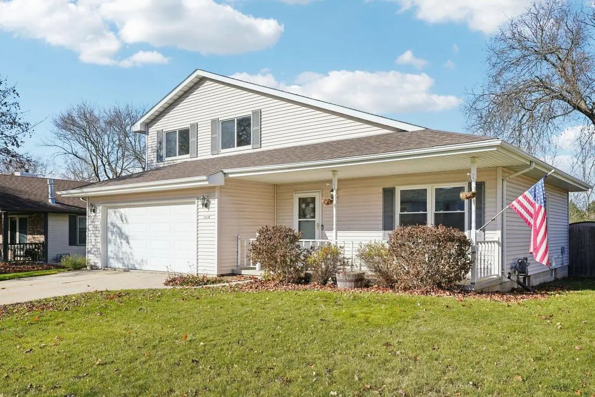 1614 Briarwood LANE, Hartford, WI 53027 - Image #1