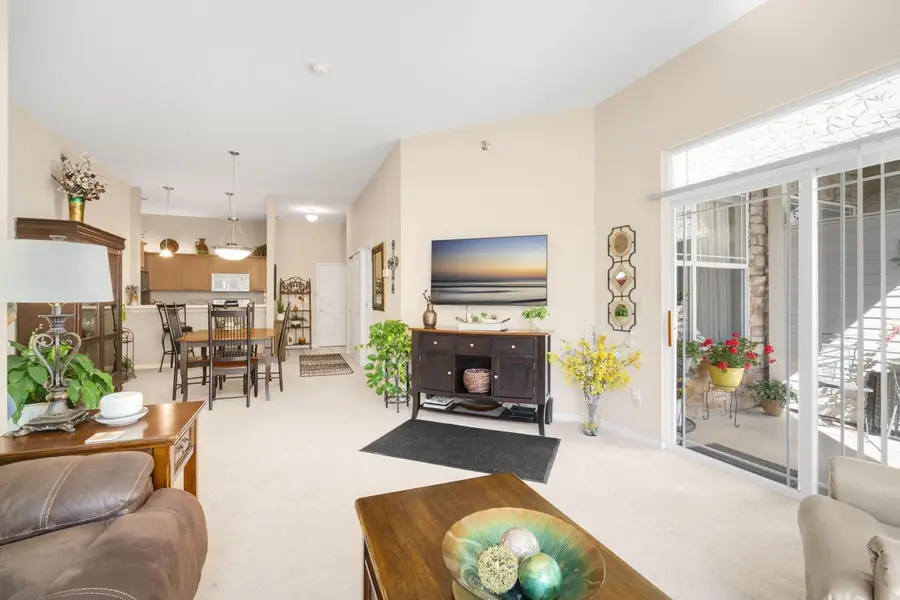 7045 S Riverwood BOULEVARD #A02, Franklin, WI 53132 - Image #2