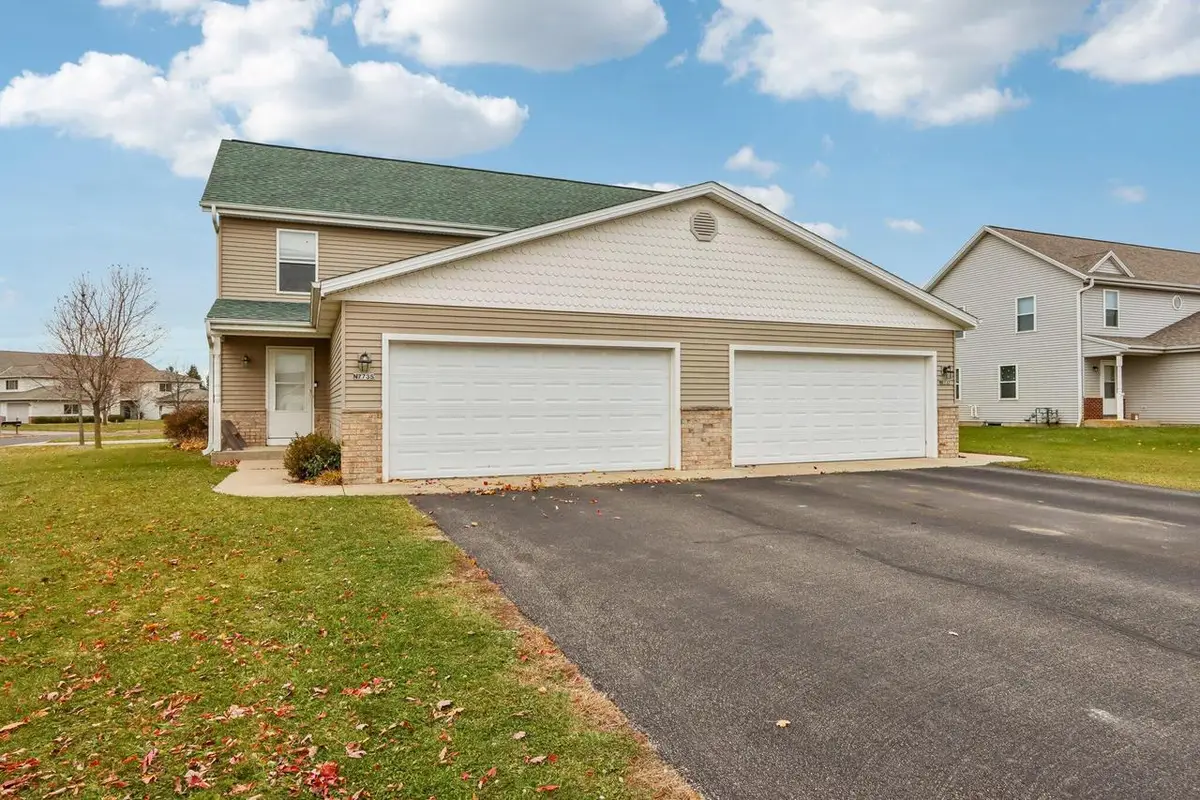 N7735 Maple Ridge ROAD #N7737, Oconomowoc, WI 53066 - Image #1