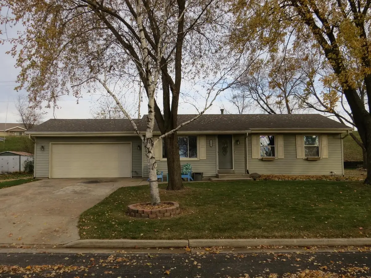 1509 Hillside LANE, Watertown, WI 53098 - #1