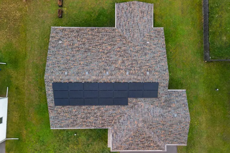 825 E Superior DRIVE, Edgerton, WI 53534 - Image #2