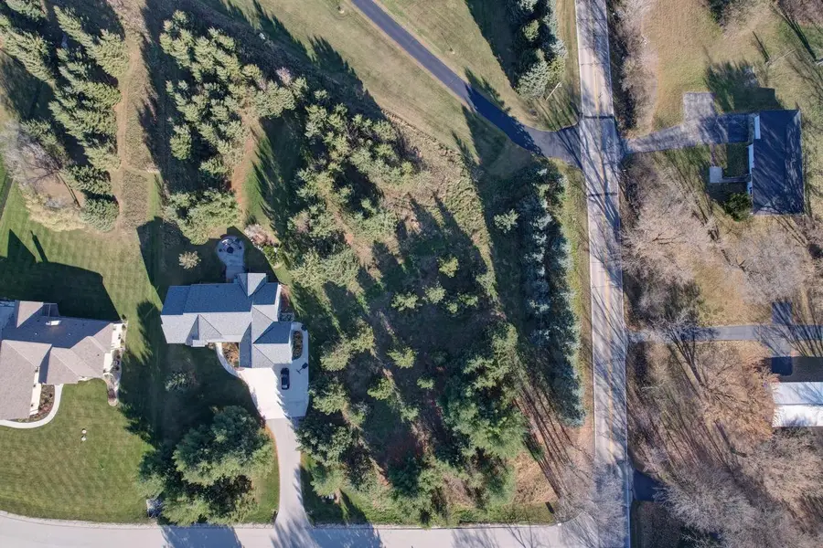 902 MEYERS COURT, Wales, WI 53183 - #3