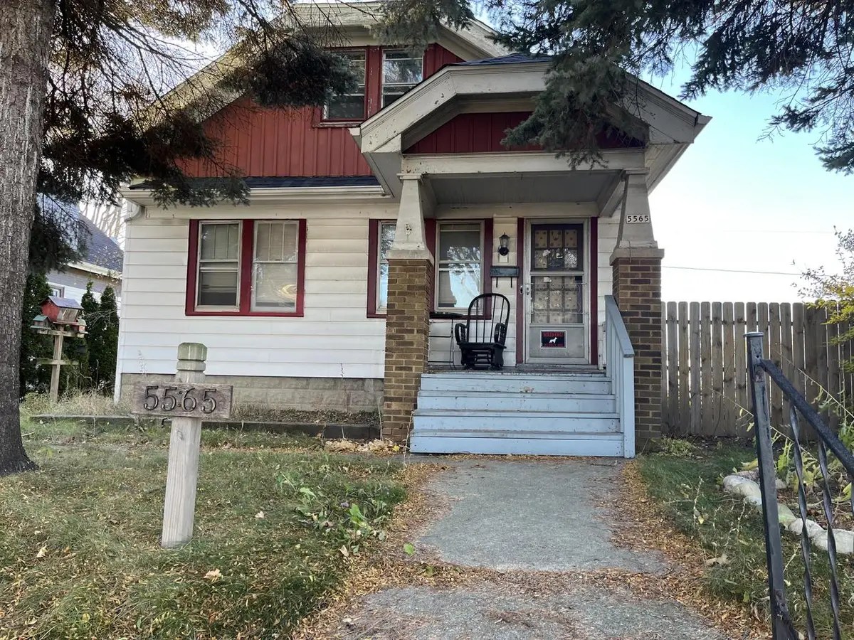5565 N 32nd STREET, Milwaukee, WI 53209 - Image #1