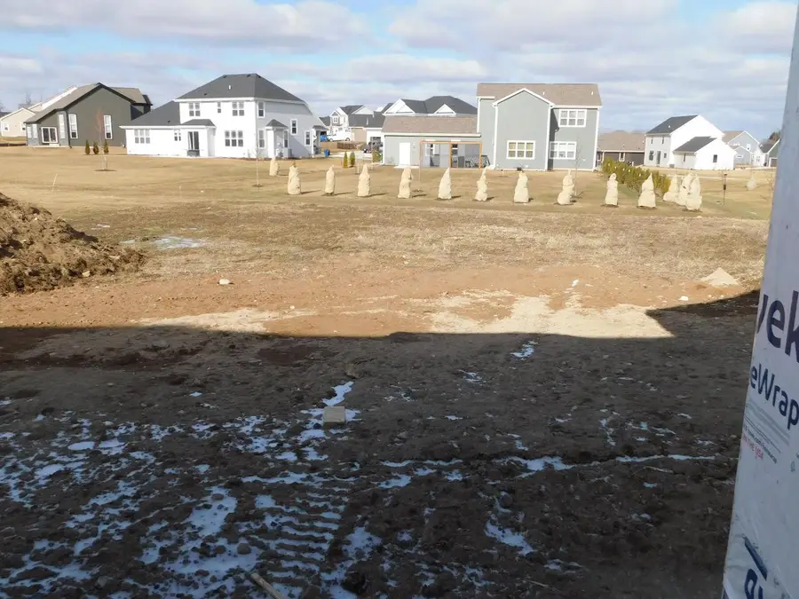 792 N Sparrow WAY, Grafton, WI 53024 - #3