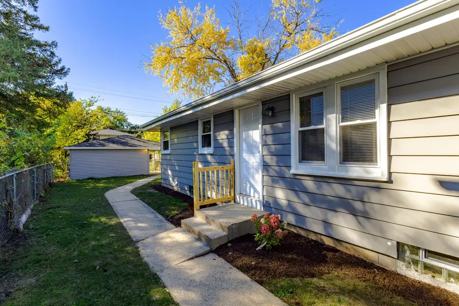 5709 N 93rd STREET, Milwaukee, WI 53225 - Image #2