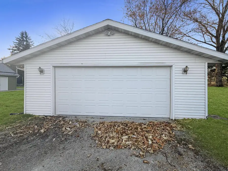 5922 County Highway R, Manitowoc, WI 54220 - Image #2