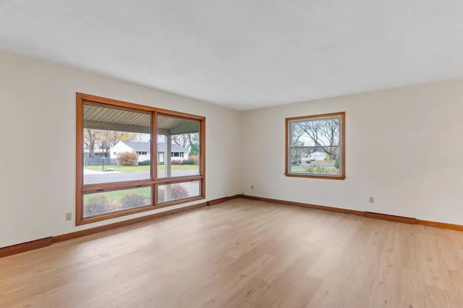 4021 Terrace DRIVE, La Crosse, WI 54601 - Image #2