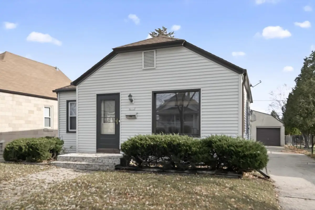4112 S Burrell STREET, Milwaukee, WI 53207 - Image #1
