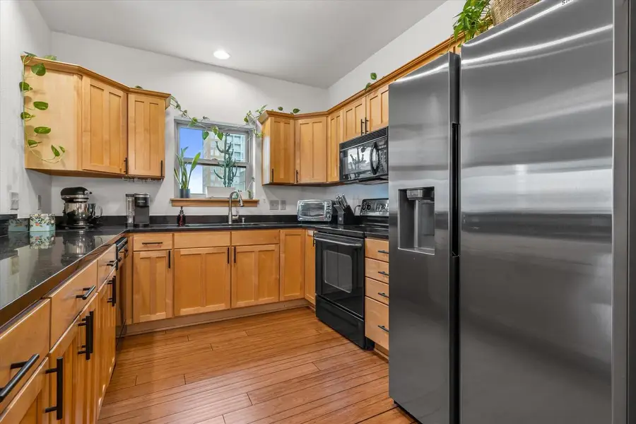 1812 E Lafayette PLACE #308, Milwaukee, WI 53202 - Image #3