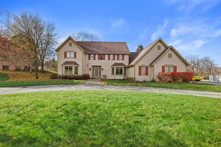 1825 Derrin LANE, Brookfield, WI 53045 - #2