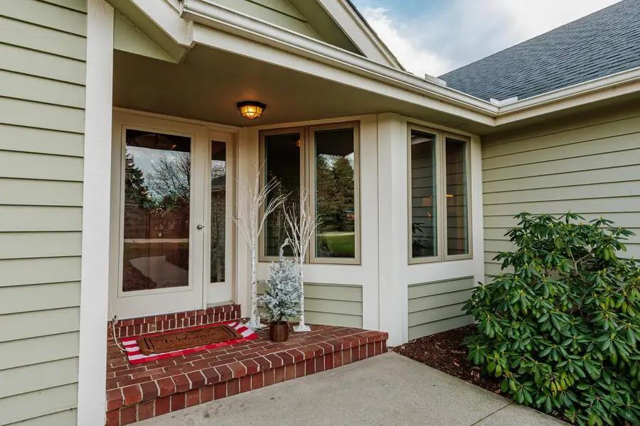 N41W32881 Neptune Bight, Nashotah, WI 53058 - Image #2