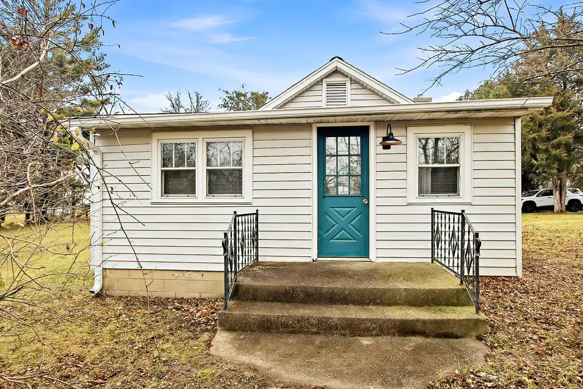 6053 248th AVENUE, Salem, WI 53168 - Image #1