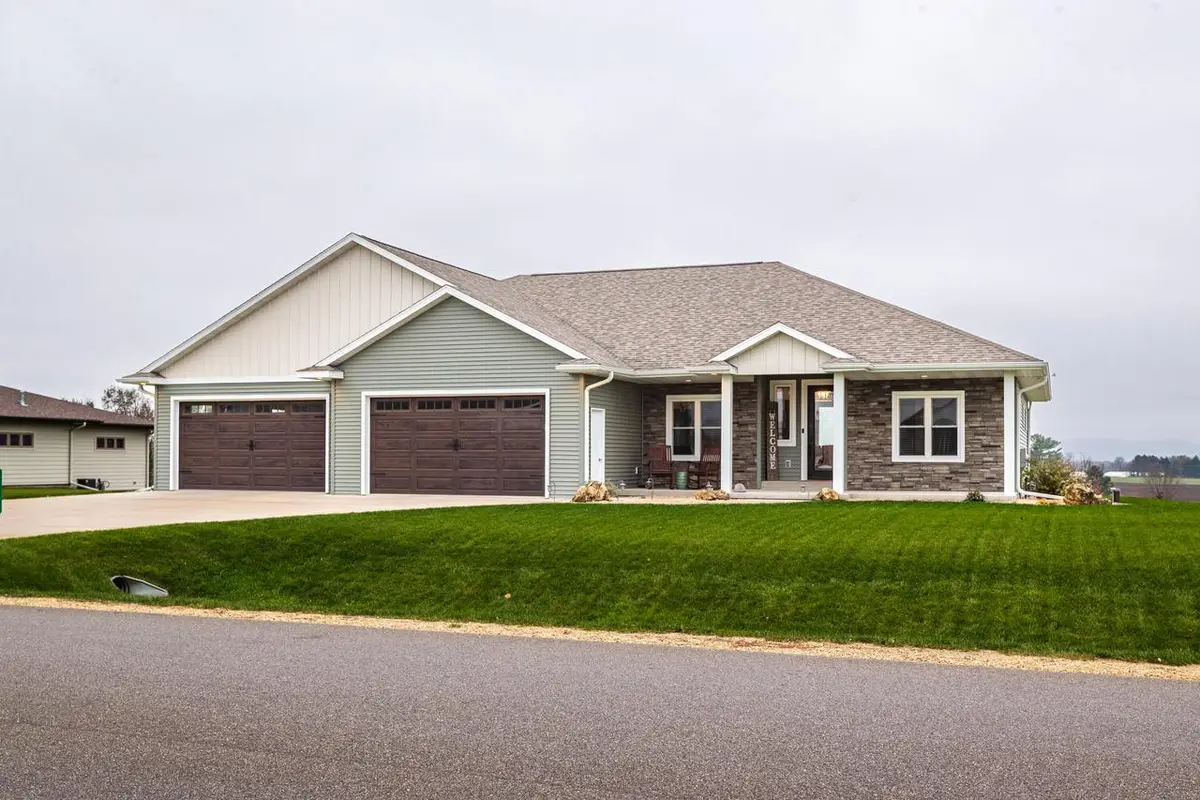N6817 Sand Prairie COURT, Holmen, WI 54636 - Image #1