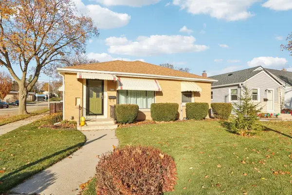 8734 W Becher STREET, West Allis, WI 53227