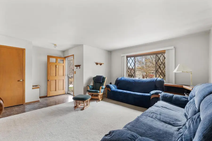 5865 S Delaware AVENUE, Cudahy, WI 53110 - Image #3