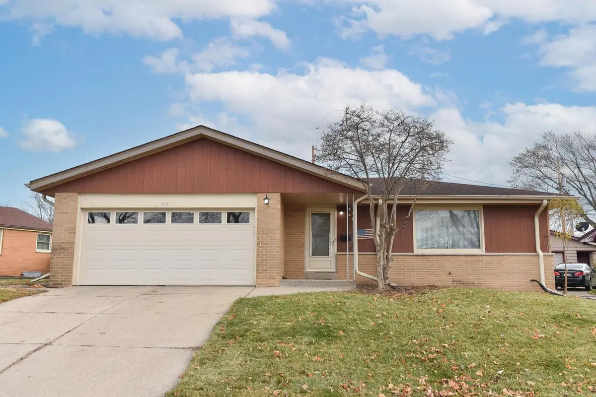 8115 W Acacia STREET, Milwaukee, WI 53223 - Image #1