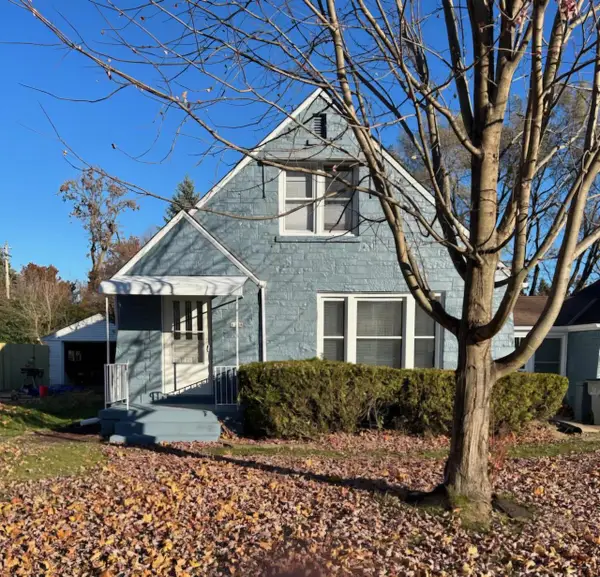 6234 N 105th STREET, Milwaukee, WI 53225